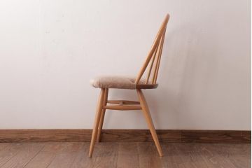 ヴィンテージ家具　イギリスビンテージ　ERCOL(アーコール)　フープバック　布張り座面のウィンザーチェア(ダイニングチェア、ワークチェア、椅子、ウインザーチェア)(1)