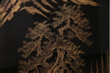 中古　伝統工芸　白峯作　漆塗り　鎗金・沈金蒔絵　山水図の衝立(パーテーション)