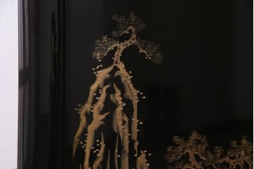 中古　伝統工芸　白峯作　漆塗り　鎗金・沈金蒔絵　山水図の衝立(パーテーション)