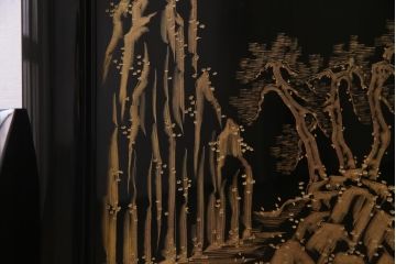 中古　伝統工芸　白峯作　漆塗り　鎗金・沈金蒔絵　山水図の衝立(パーテーション)