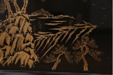 中古　伝統工芸　白峯作　漆塗り　鎗金・沈金蒔絵　山水図の衝立(パーテーション)