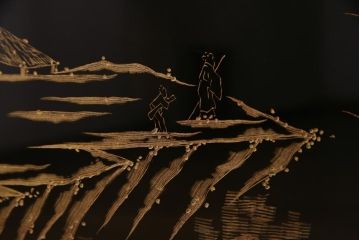 中古　伝統工芸　白峯作　漆塗り　鎗金・沈金蒔絵　山水図の衝立(パーテーション)