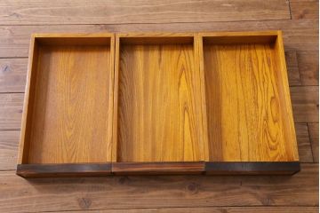 アンティーク雑貨　ビンテージ家具　総ケヤキ材　四尺　重厚かつ品のある佇まいが美しい関西長火鉢(囲炉裏)