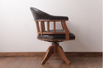アンティーク家具　ナラ材　黒いレザーと木色のコントラストがお洒落なドクターチェア(回転椅子、アームチェア)