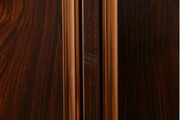 ビンテージ家具　ローズウッド材　シンプルで高級感のある重ねキャビネット(食器棚、飾り棚、収納棚)