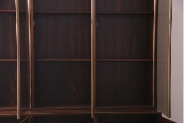 ビンテージ家具　ローズウッド材　シンプルで高級感のある重ねキャビネット(食器棚、飾り棚、収納棚)