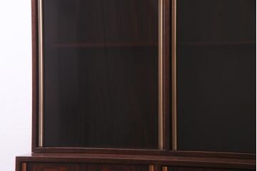 ビンテージ家具　ローズウッド材　シンプルで高級感のある重ねキャビネット(食器棚、飾り棚、収納棚)
