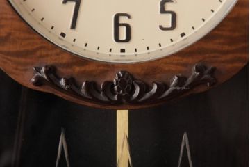 アンティーク雑貨　昭和初期　SEIKOSHA(精工舎、セイコー)　内部交換済・電池式　レトロな柱時計(掛時計、振り子時計)