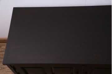 当店リメイク家具　北海道民芸家具　シックでレトロな脚付リビングボード(ローボード、テレビ台、収納棚)