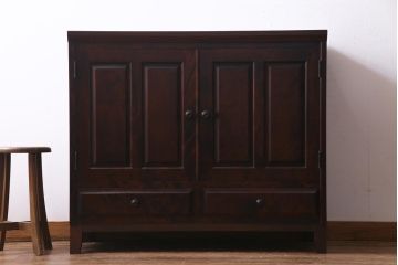当店リメイク家具　北海道民芸家具　落ち着きのある佇まいの2WAYサイドボード(衣装箪笥、収納棚)