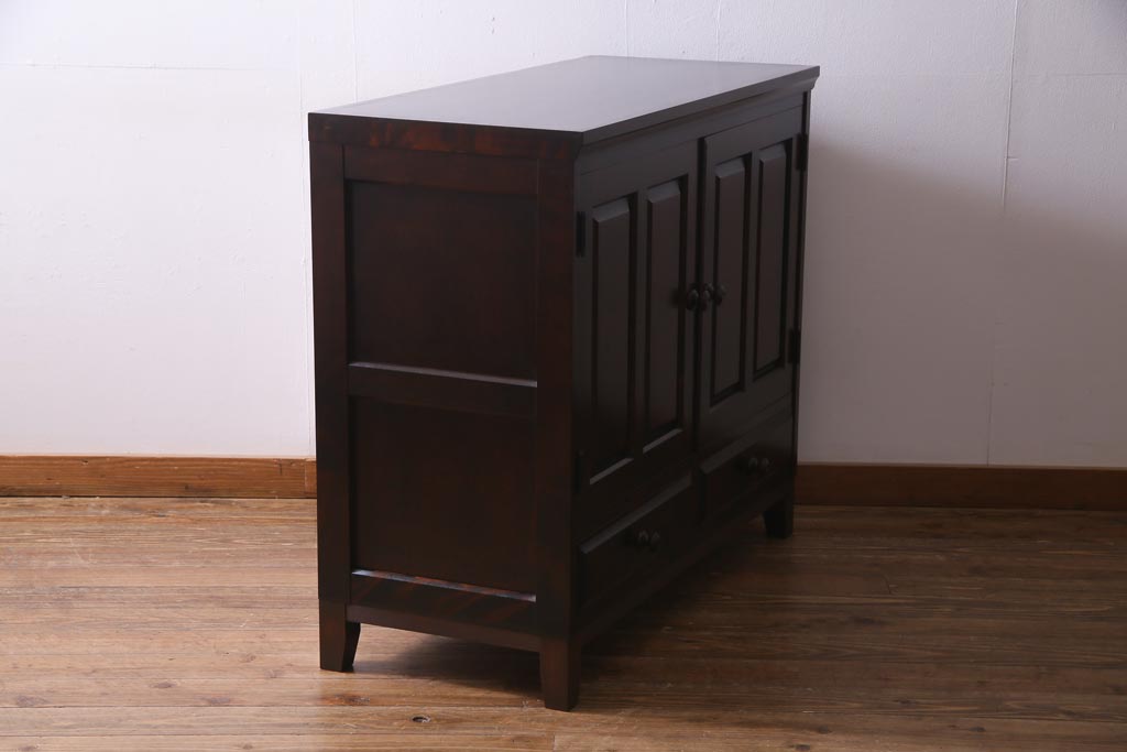 当店リメイク家具　北海道民芸家具　落ち着きのある佇まいの2WAYサイドボード(衣装箪笥、収納棚)