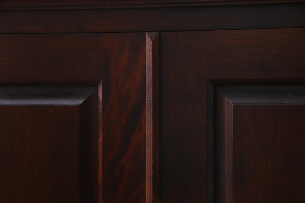 当店リメイク家具　北海道民芸家具　落ち着きのある佇まいの2WAYサイドボード(衣装箪笥、収納棚)