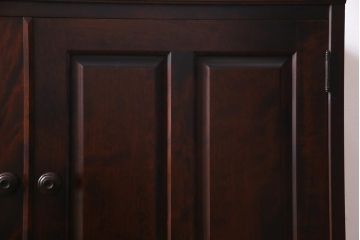 当店リメイク家具　北海道民芸家具　落ち着きのある佇まいの2WAYサイドボード(衣装箪笥、収納棚)