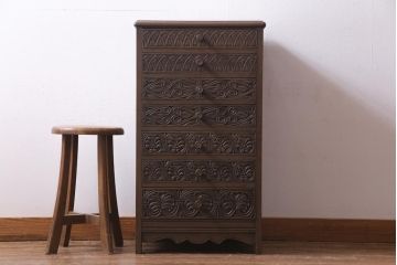 ビンテージ家具　神戸洋家具　緻密な彫刻が目を引くサイドチェスト(ドロワー、引き出し)