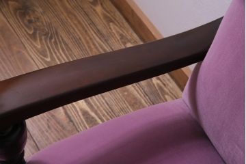 ビンテージ家具　大正ロマン　樺(カバ)材　クラシカルなデザインの2人掛けソファ(二人掛け、ラブソファ、ヴィンテージ)