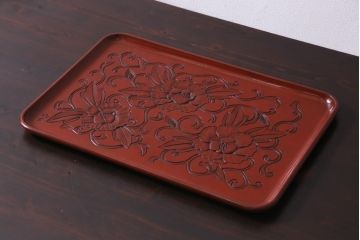 アンティーク雑貨　在銘　木製　鎌倉彫　お盆(作家物漆器)