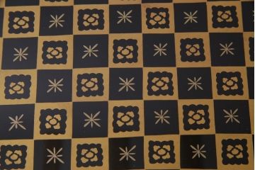 アンティーク雑貨　黒漆　桐文　金蒔絵　木製盆(漆器)