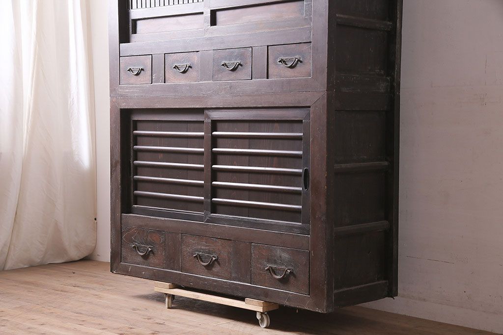 アンティーク家具　前面ケヤキ材・ヒノキ材　四尺水屋箪笥(R-036280)