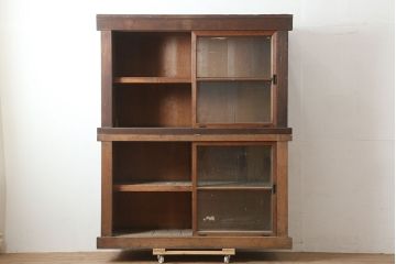 アンティーク家具　明治大正期　太い框が立派な水屋箪笥キャビネット・重ね(ガラスケース、収納棚)(R-036282)