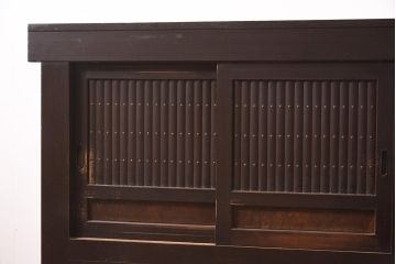 アンティーク家具　明治期　丸桟　銅金具　上手物の近江水屋箪笥(収納棚、重ね箪笥)(R-036285)