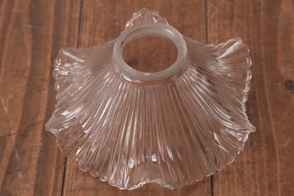 アンティーク照明　昭和初期　フリルシェードがおしゃれな西洋風のウォールランプ(壁付け照明)