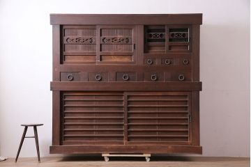 アンティーク家具　前面ケヤキ材・ヒノキ材　六尺京水屋箪笥キャビネット(収納棚)(R-036296)