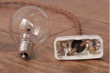 アンティーク照明　ふっくらとしたシェードが可愛らしいペンダントライト(天井照明)