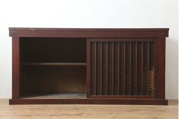アンティーク家具　明治期　桟の引き戸が魅力の六尺収納箪笥・上段(キャビネット、水屋箪笥)(R-036311)