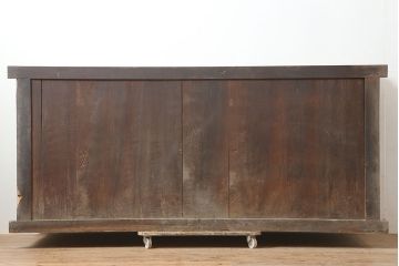 アンティーク家具　明治期　桟の引き戸が魅力の六尺収納箪笥・下段(キャビネット、水屋箪笥)(R-036317)