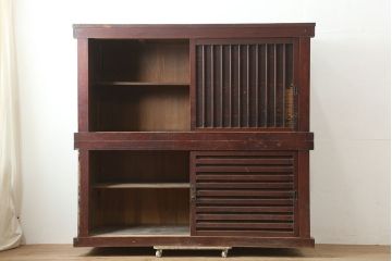 アンティーク家具　明治期　桟の引き戸が魅力の六尺収納箪笥・重ね(キャビネット、水屋箪笥)(R-036318)