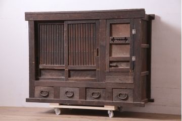 アンティーク家具　明治期　前面ケヤキ材・ヒノキ材　四尺水屋箪笥サイドボード(テレビ台、収納棚、キャビネット)(R-036319)