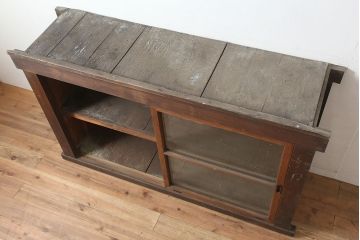 アンティーク家具　明治大正期　太い框が立派な水屋箪笥キャビネット・上段(ガラスケース、収納棚)(R-036323)