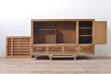 アンティーク家具　ヒノキ材　凝ったつくりの五尺水屋箪笥サイドボード(収納棚、戸棚、食器棚)(R-036344)