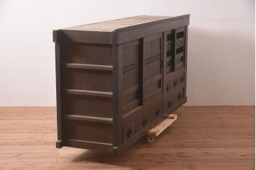 アンティーク家具　明治期　重厚感抜群の近江水屋箪笥テレビボード(テレビ台、ローボード、キャビネット、戸棚、収納棚、サイドボード)(R-036351)
