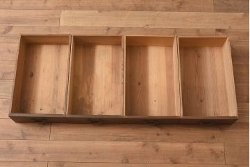 アンティーク家具　縦桟引き戸の近江水屋箪笥テレビ台(キャビネット、戸棚)(R-036354)