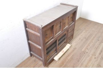 アンティーク家具　前面ケヤキ材・ヒノキ材　四尺水屋箪笥サイドボード(収納棚、戸棚、食器棚)(R-036357)