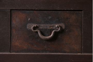 アンティーク家具　シンプルな四尺水屋箪笥(キャビネット、収納棚)(R-036363)