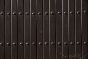 アンティーク家具　シンプルな四尺水屋箪笥(キャビネット、収納棚)(R-036363)