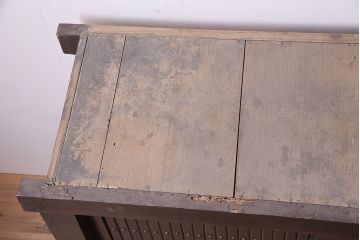 アンティーク家具　シンプルな四尺水屋箪笥(サイドボード、テレビ台)(R-036364)