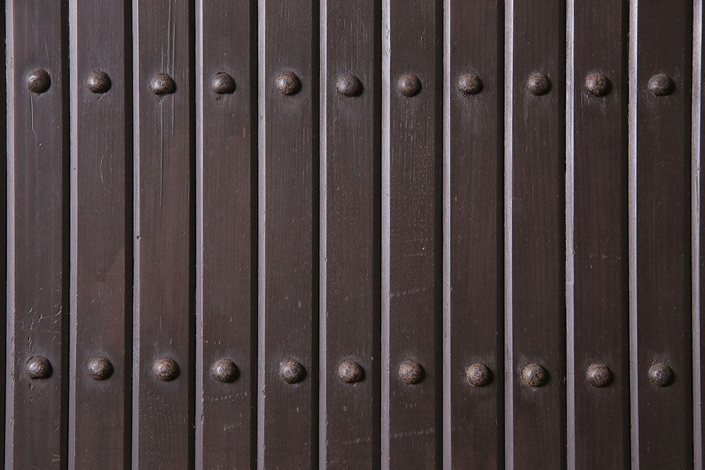 アンティーク家具　シンプルな四尺水屋箪笥(サイドボード、テレビ台)(R-036364)