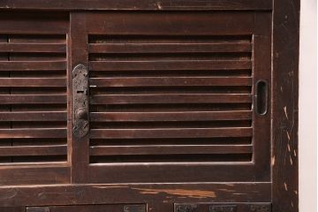 アンティーク家具　ヒノキ材　明治大正期　関西帳場箪笥のサイドキャビネット(収納棚、戸棚)(R-036374)