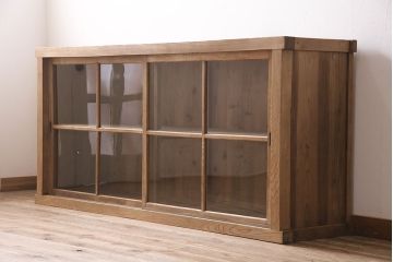 アンティーク家具　ストリップド(剥離)　前面ニレ材　シンプルな戸棚(飾り棚、収納棚)(R-036382)