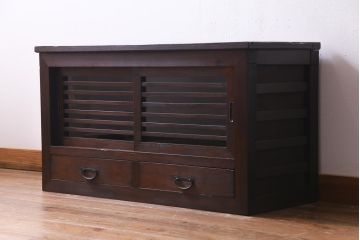 アンティーク家具　明治大正期　ヒノキ材　小振り　味わい深い帳場箪笥のローボード(収納棚、テレビ台)