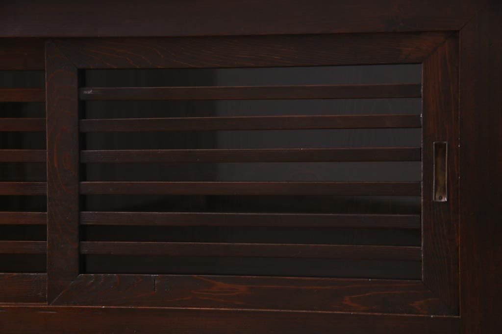 アンティーク家具　明治大正期　ヒノキ材　小振り　味わい深い帳場箪笥のローボード(収納棚、テレビ台)