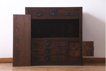 アンティーク家具　明治期　ヒノキ材　堅牢さと品格が漂うリメイク帳場箪笥(時代箪笥、収納棚、戸棚)