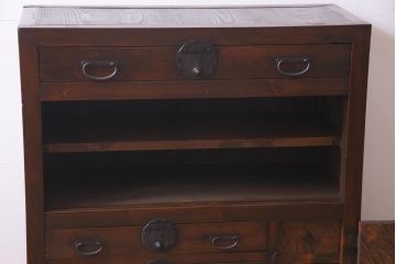 アンティーク家具　明治期　ヒノキ材　堅牢さと品格が漂うリメイク帳場箪笥(時代箪笥、収納棚、戸棚)