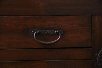 アンティーク家具　明治期　ヒノキ材　堅牢さと品格が漂うリメイク帳場箪笥(時代箪笥、収納棚、戸棚)