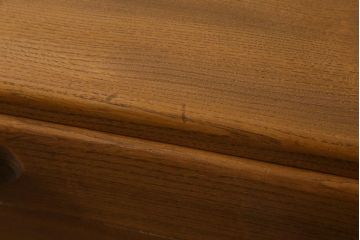 ヴィンテージ家具　イギリス家具　ERCOL(アーコール)　柔らかな雰囲気を醸し出す北欧スタイルのキャビネット(収納棚、サイドボード、戸棚、ビンテージ)
