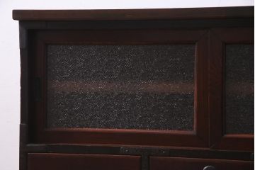 アンティーク家具　鉄脚付リメイク　前面ケヤキ材　漆塗り　ヴィンテージテイストなテレビ台(リビングボード、ローボード、戸棚、ビンテージ)