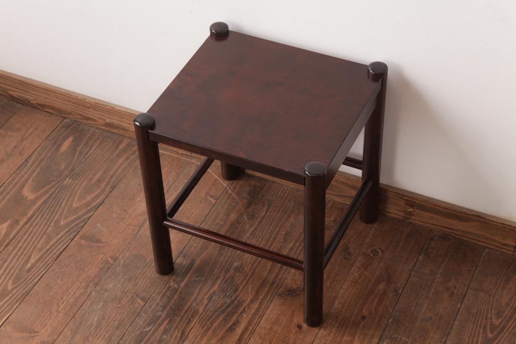 中古　北海道民芸家具　シンプルな板座のスツール(花台、サイドテーブル)